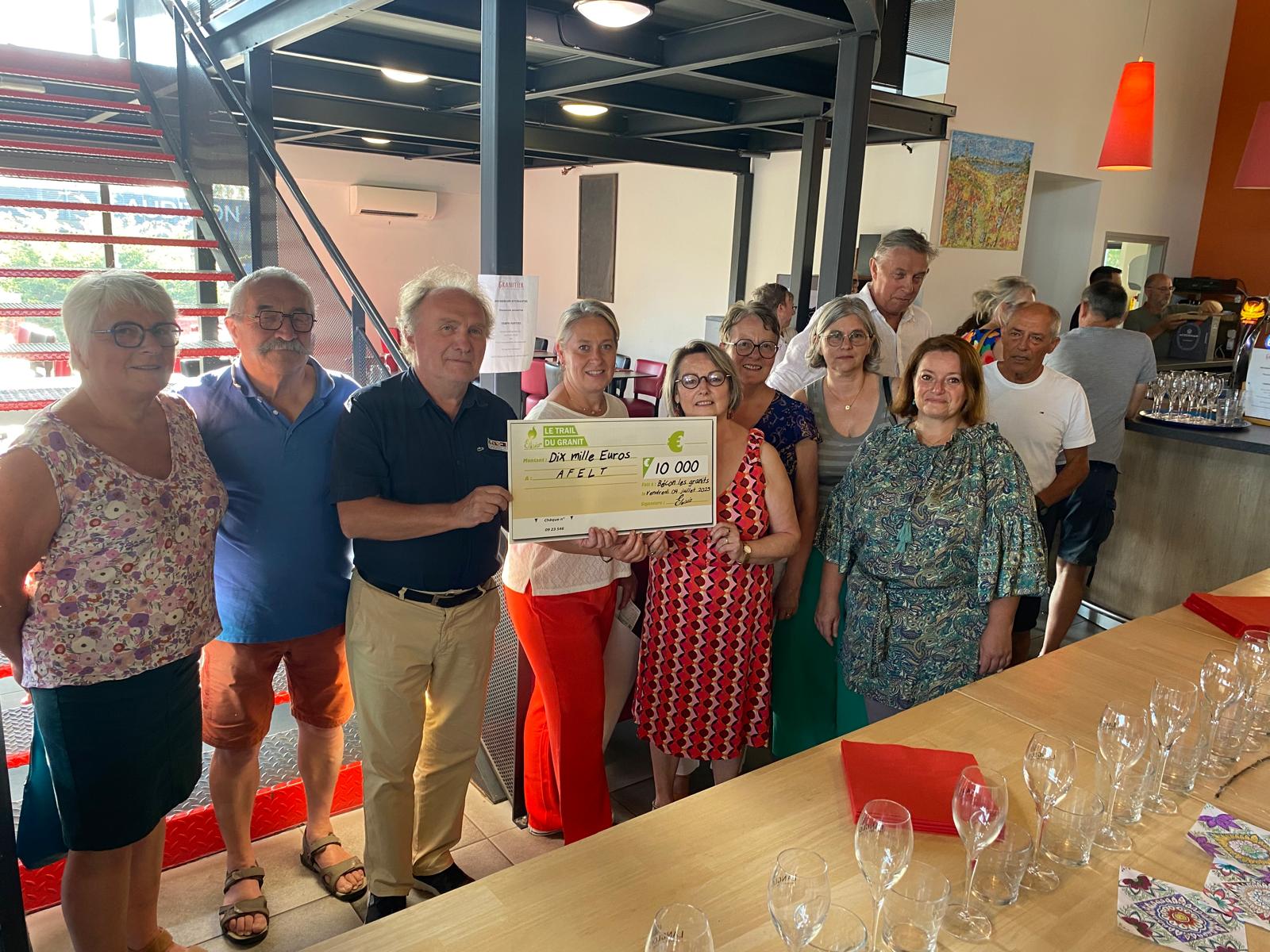 Remise de Chèque Trail du Granit